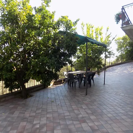In The Vigne Apartment For 4 People Holiday home *