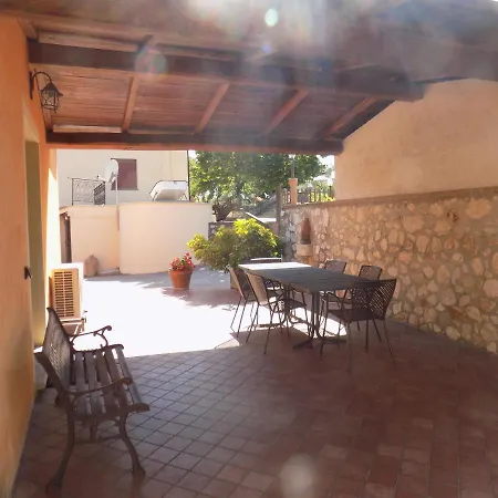 In The Vigne Apartment For 4 People Vigne