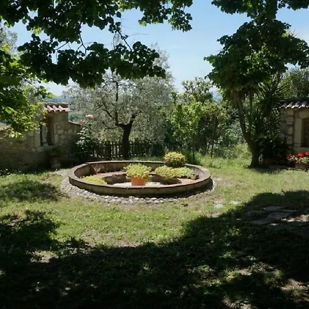 In The Vigne Apartment For 4 People Дом отдыха Vigne