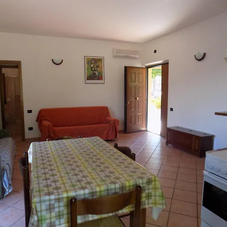 In The Vigne Apartment For 4 People Holiday home